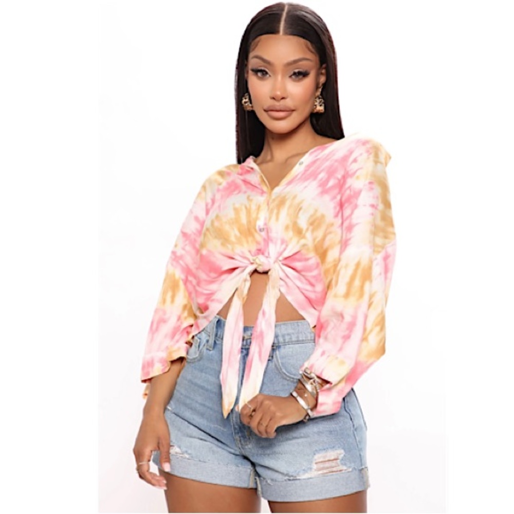 Fashion Nova Lourdes Top…Color: Pink/Combo…Sz: Medium